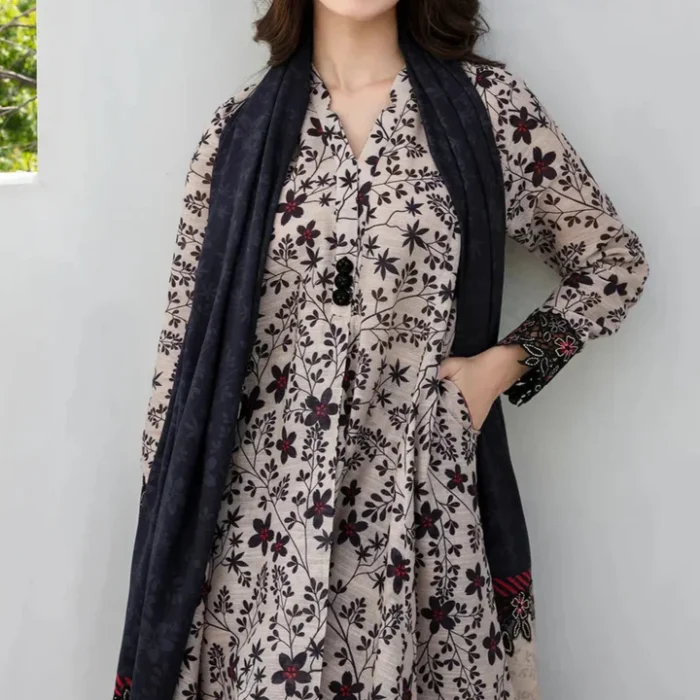 Khaddar 3pc Digital Printed Suit With Digital Printed Khaddar Dupatta