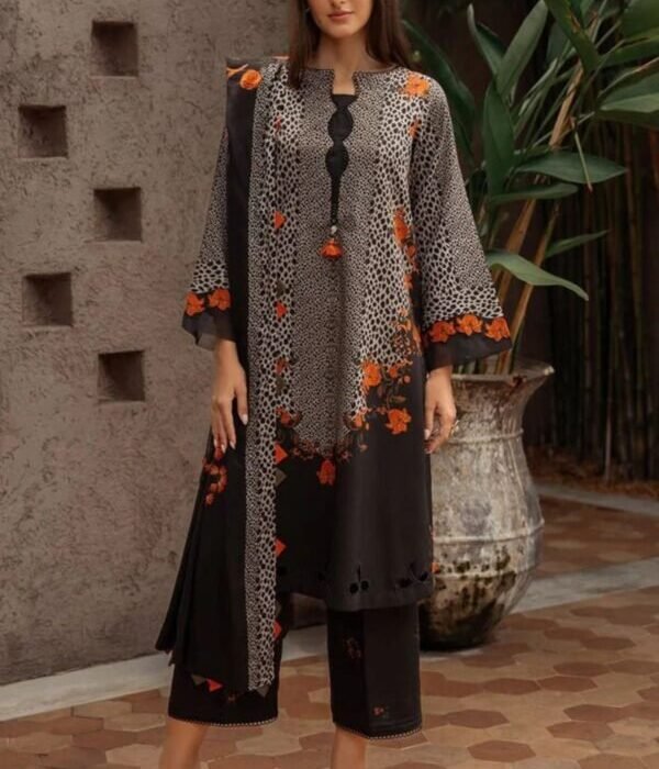 CH-78 Digital Printed Khaddar 3Pc Suit With Digital Printed Khaddar Dupatta
