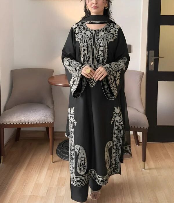 3 Piece - Unstitched Embroidered Lawn Fabric MR-2740 B